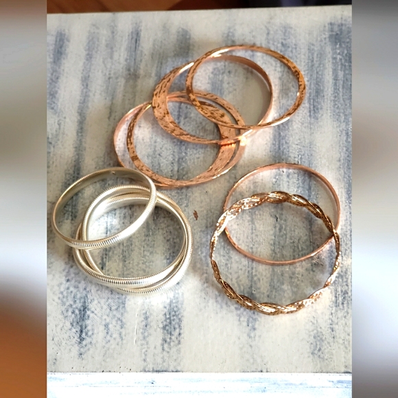 Fashion Bangle Bracelets! 3 sets! - Picture 1 of 6